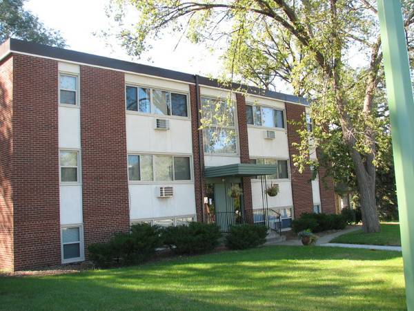 Primary Photo - 6309 Excelsior Blvd