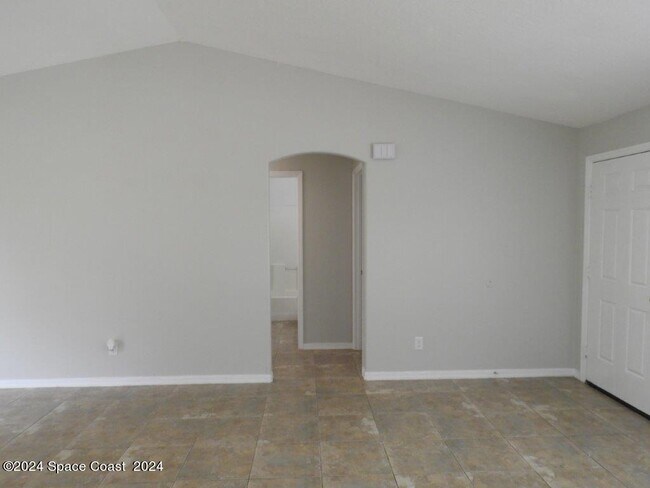 Foto del edificio - 3235 Forghun Ave SE