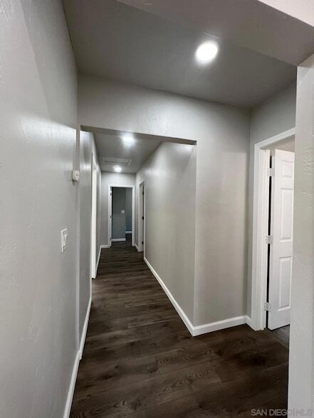 Foto del edificio - 554 Glover Ave