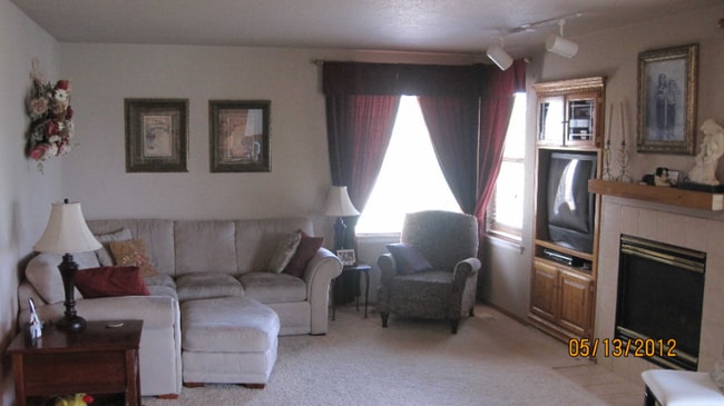 Building Photo - 1815 Tynan Dr