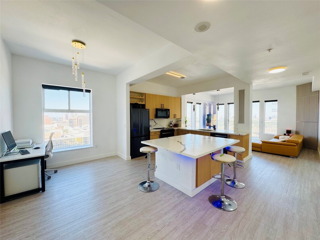 Foto principal - 3505 Sage Rd