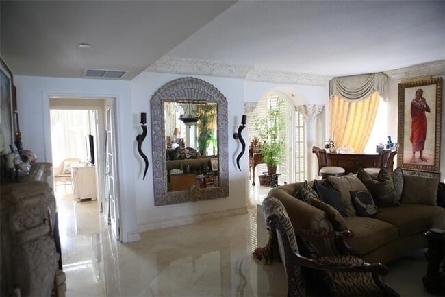 Foto del edificio - 3200 N Ocean Blvd