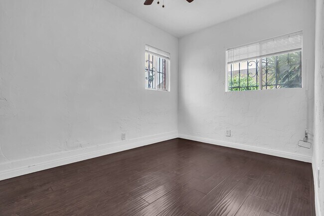 Foto del edificio - 447 E 101st St