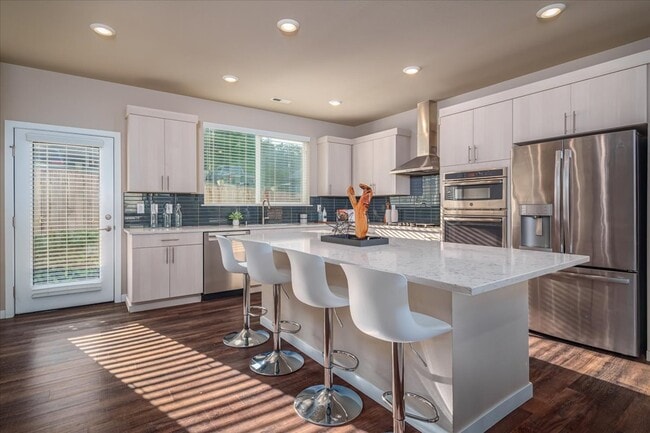 Foto del edificio - 11821 82nd Pl S