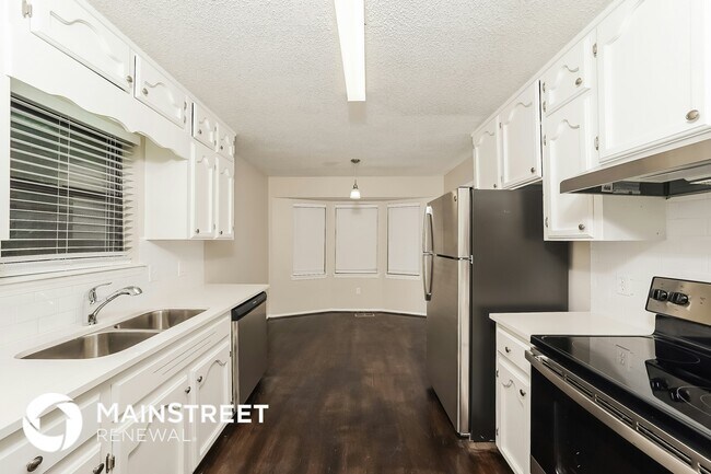 Foto del edificio - 2520 Beechwood Trail