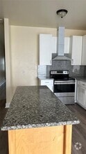 Building Photo - 1615 Palcio Real Dr