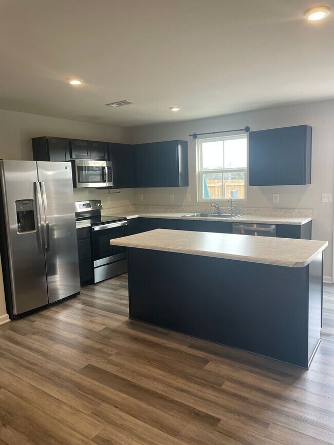 Foto del edificio - 2017 Westchester Dr