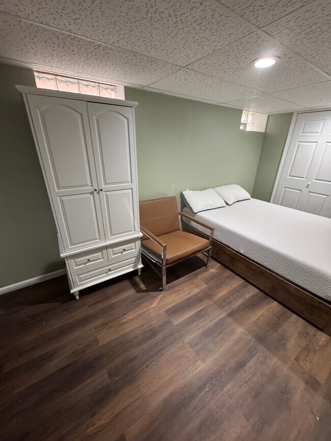 Foto del edificio - 3360 Edgewood St