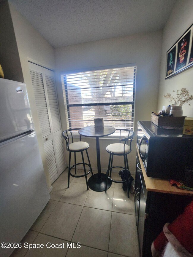 Foto del edificio - 2824 Coleman Ct