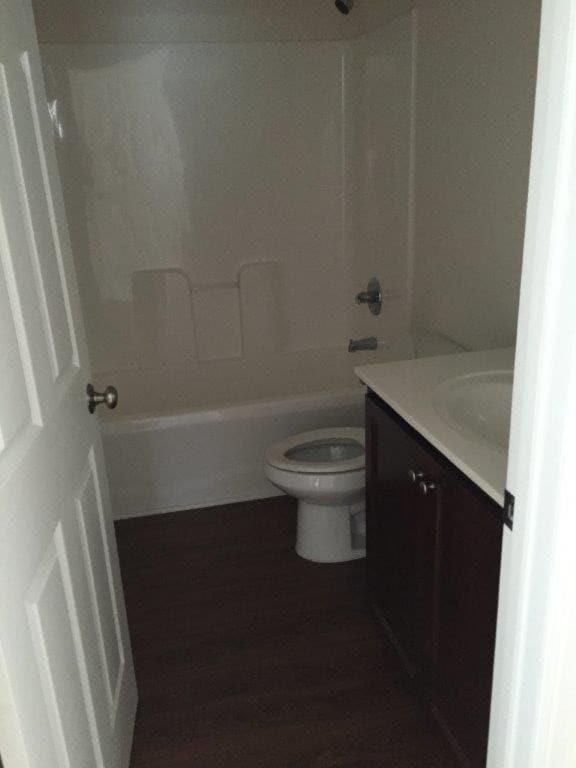 Building Photo - 1422 W Cole St