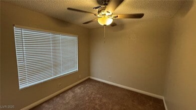 Building Photo - 4754 Willow Crest Ave