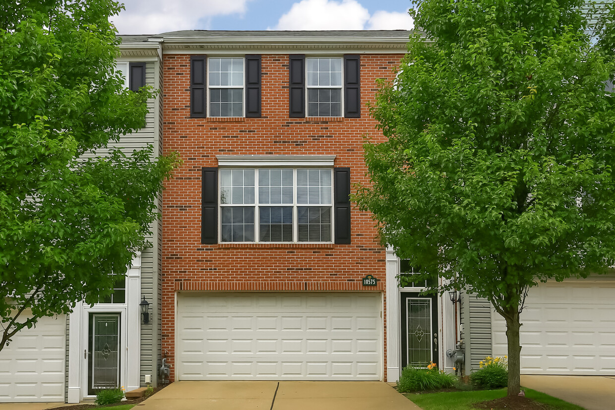 Primary Photo - 10575 Timber Edge Dr