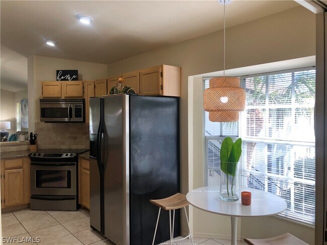 Foto del edificio - 1000 Misty Pines Cir