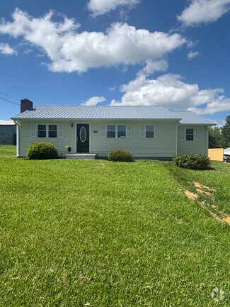 Building Photo - 2160 Whirlwind Rd