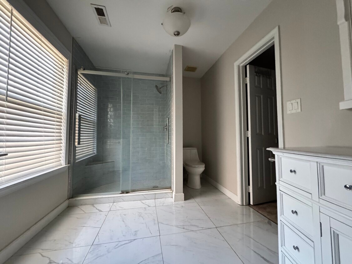 Foto principal - 104 Hamlin Dr