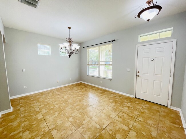 Building Photo - Experience Elevated Living in Orlando’s Finest - 4 BD / 3 BA Beautiful Home!