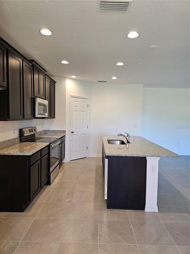 Building Photo - Lake Lincoln-472 Narrow Basin Way Eustis, ...