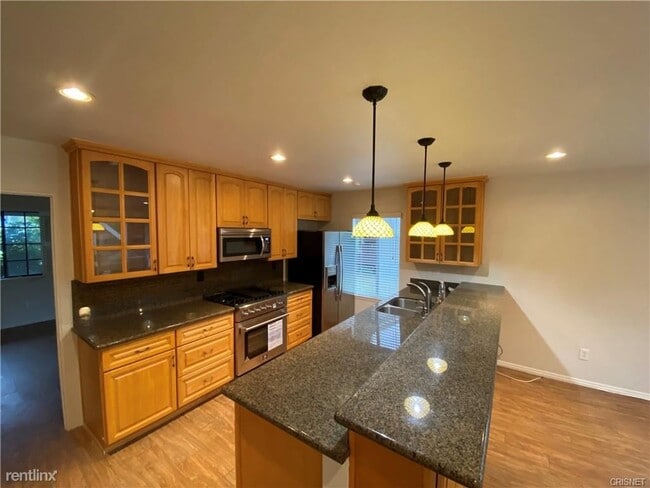 Building Photo - 3 br, 2 bath House - 9305 Hanna Ave