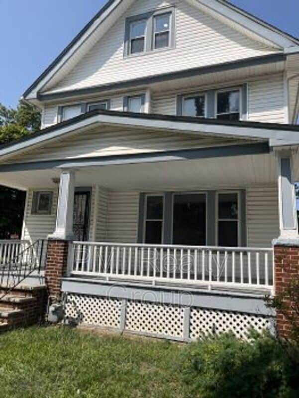 Building Photo - 12203 Castlewood Ave