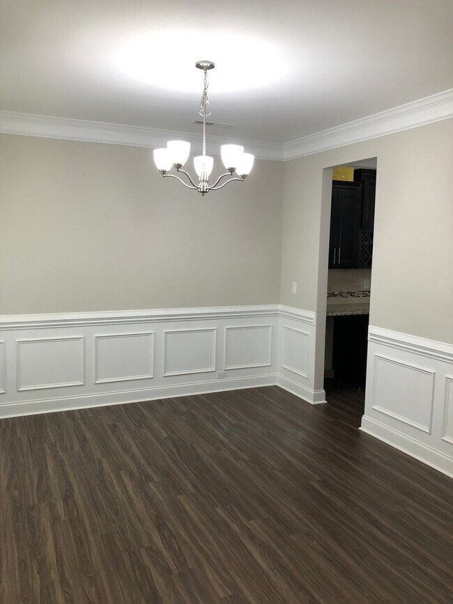 Foto del edificio - Lake Front Community 4 bed, 3 bath