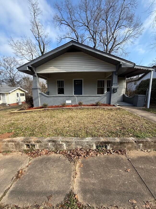 Foto del edificio - 605 80th St S