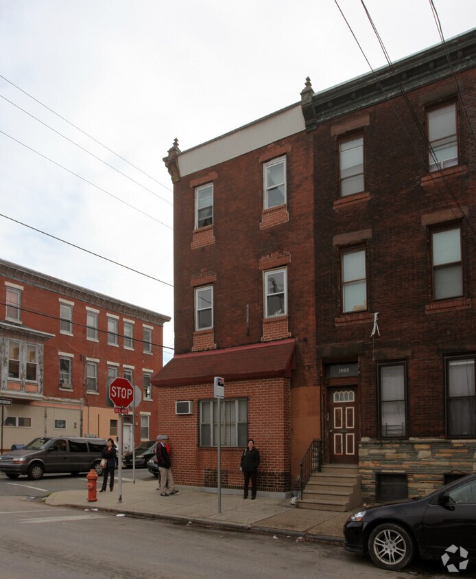 Building Photo - 1801 S 16th St