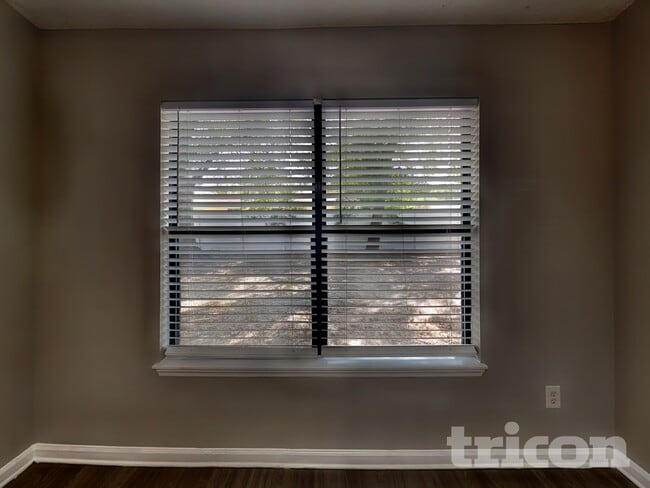 Building Photo - 5357 Whitecastle Ct