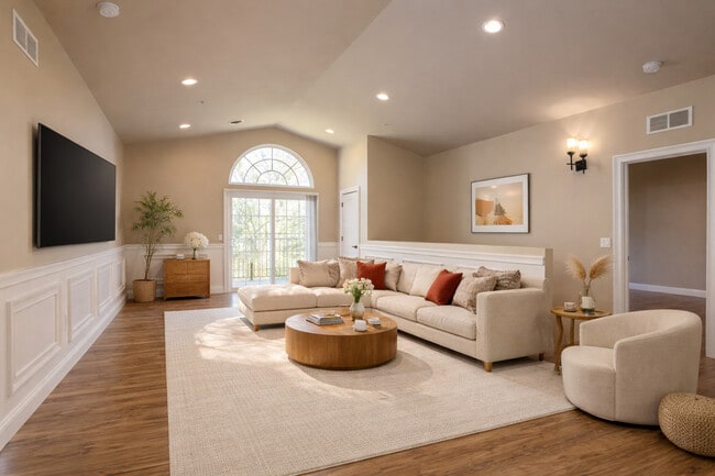 Upper Unit - The Grand