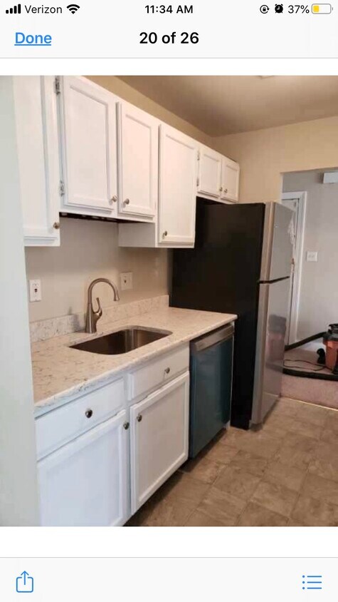 Primary Photo - 4B E Daisy Ln