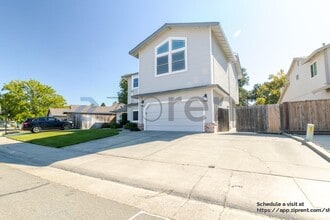 Building Photo - 5912 Laguna Villa Way