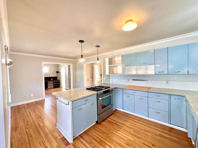 Foto del edificio - Charming Mid-Tulsa Home