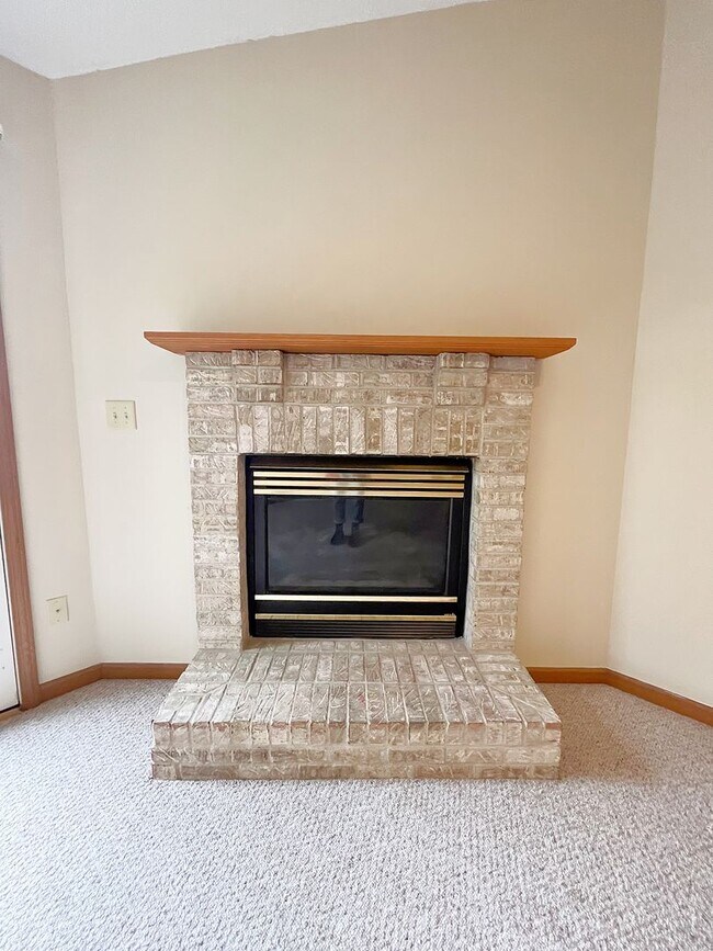Foto del edificio - Large 2 Bedroom Condo