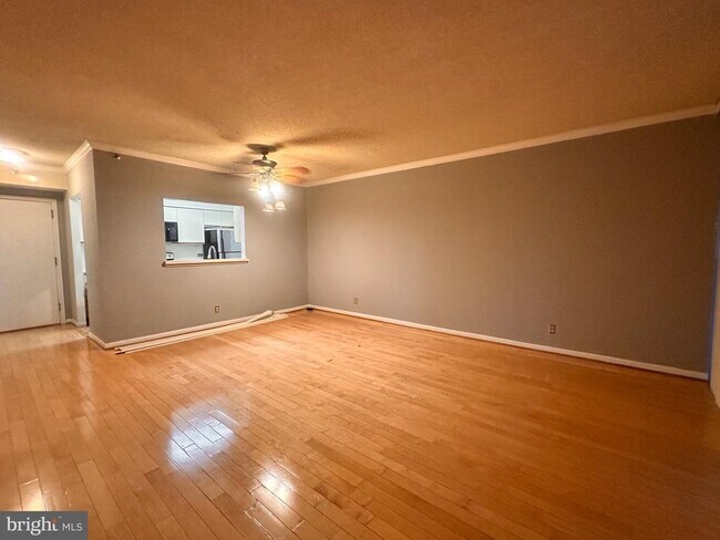 Building Photo - 5505 Seminary Rd