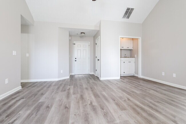 Building Photo - 11468 Vinea Way