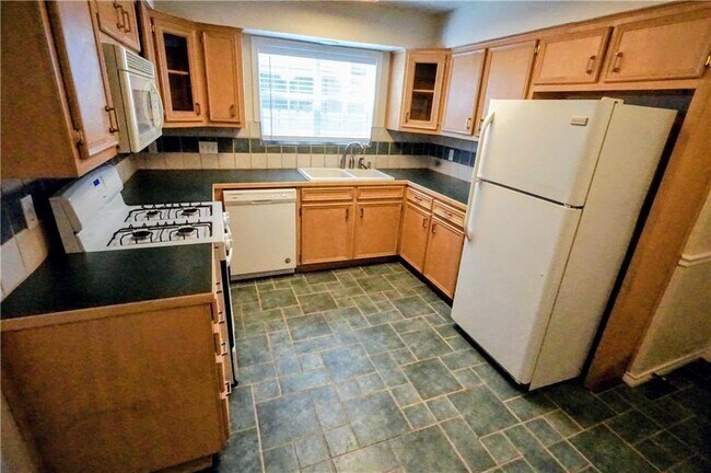 Foto del edificio - 9746 Anderson Village Dr