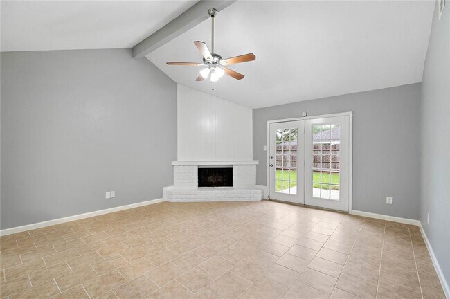 Building Photo - 1611 Pecan Hollow St