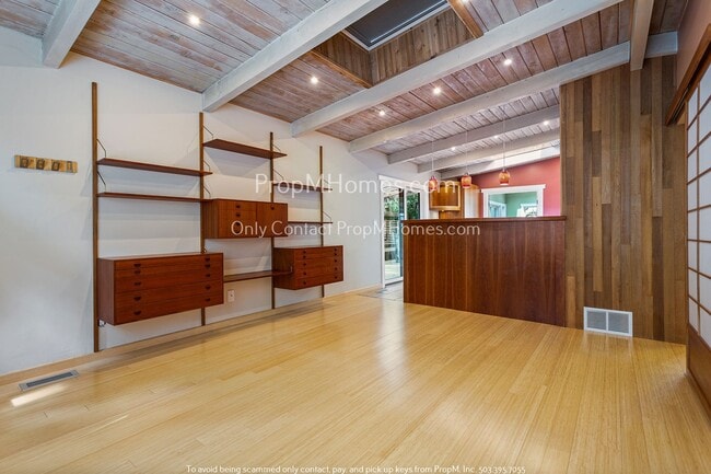 Foto del edificio - Gorgeous Japanese Inspired Home in Lake Os...