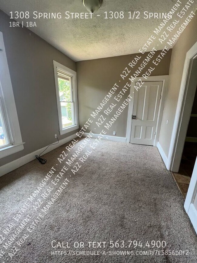 Building Photo - Large 1 bedroom apartment, Move in ready!