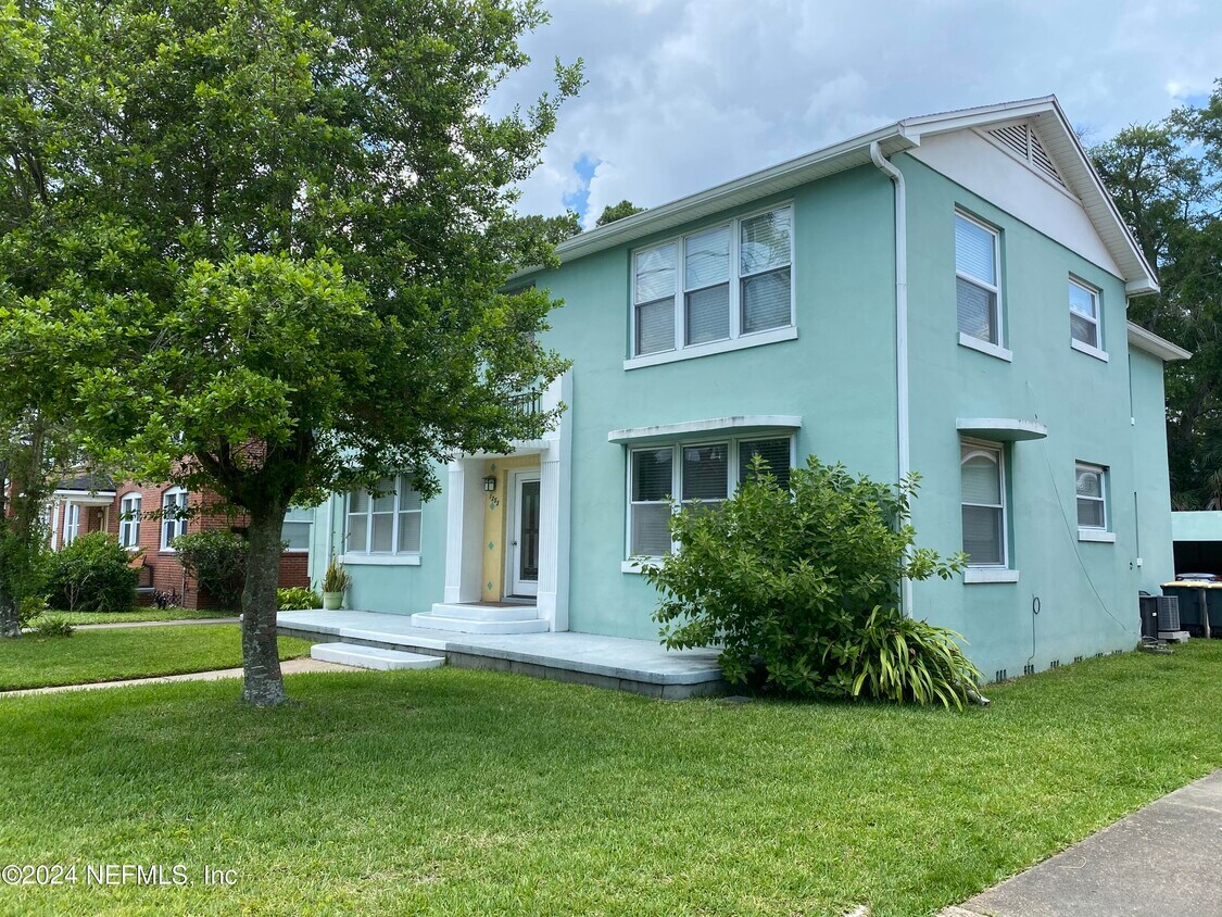 Primary Photo - 1253 Belmont Terrace