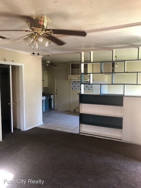 Building Photo - 3 br, 1 bath House - 3958 Huston St.