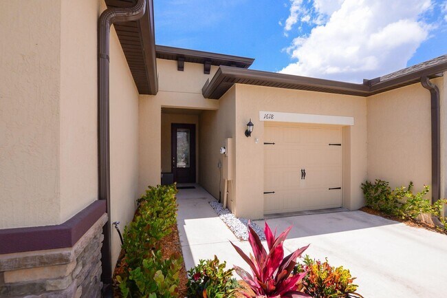 Building Photo - 1618 Merriment Way