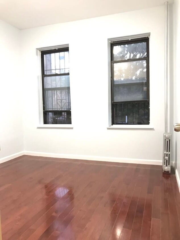 Foto del edificio - 8518 Jamaica Ave
