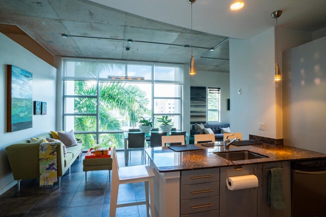 Foto del edificio - 335 SE 6th Ave