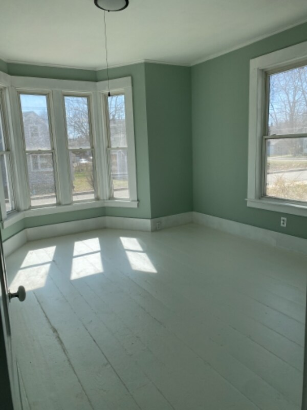Building Photo - 18 Jewett Ave