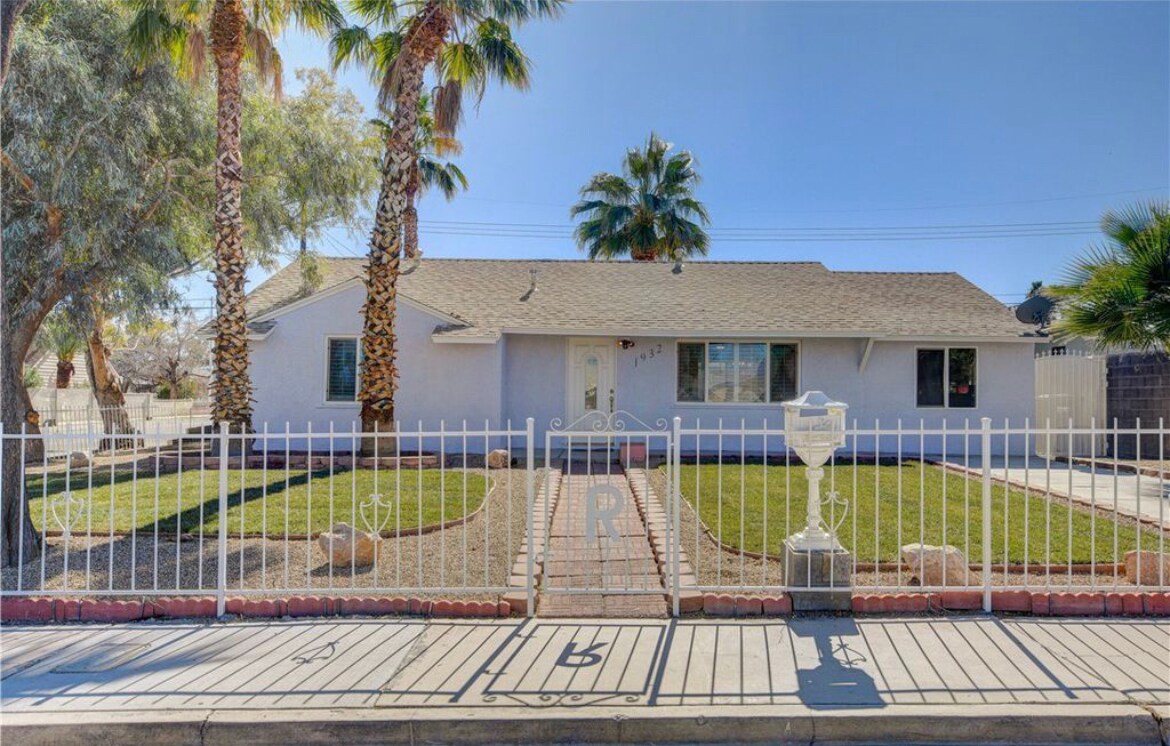 Foto principal - 1932 Hassett Ave