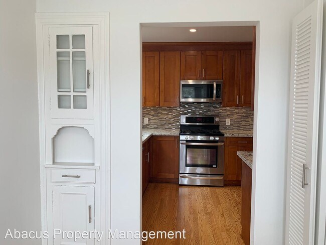 Building Photo - 2 br, 1 bath House - 224 Teresita Boulevard