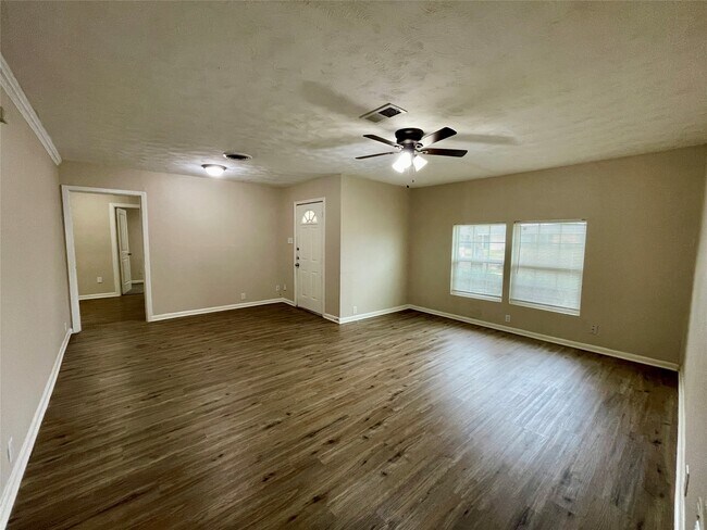 Building Photo - 6144 Doulton Dr