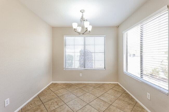 Foto del edificio - 13273 W Mauna Loa Ln