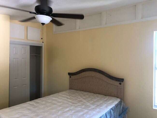 Foto del edificio - 134 Roberts St