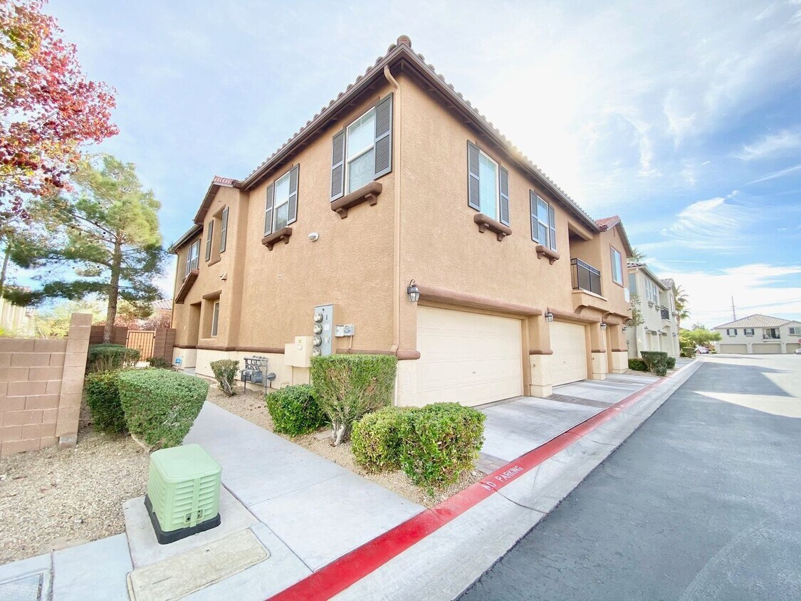 7322 Fools Gold St, Las Vegas, NV 89149 House Rental in Las Vegas, NV